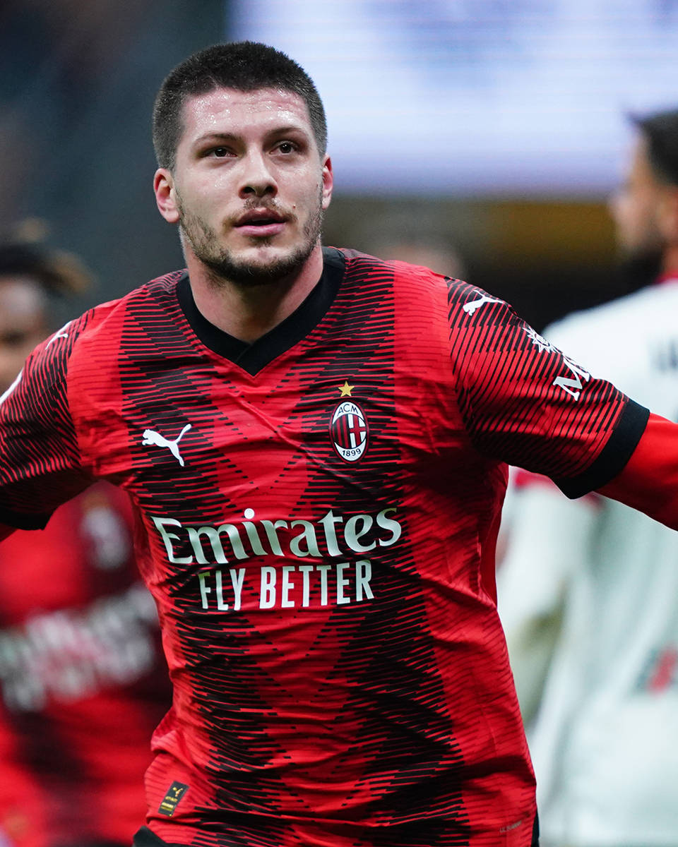 风云突变！纽约尼克斯今夜再遭质疑；意大利杯版图或变；气氛紧张；阵容厚度经受考验的简单介绍