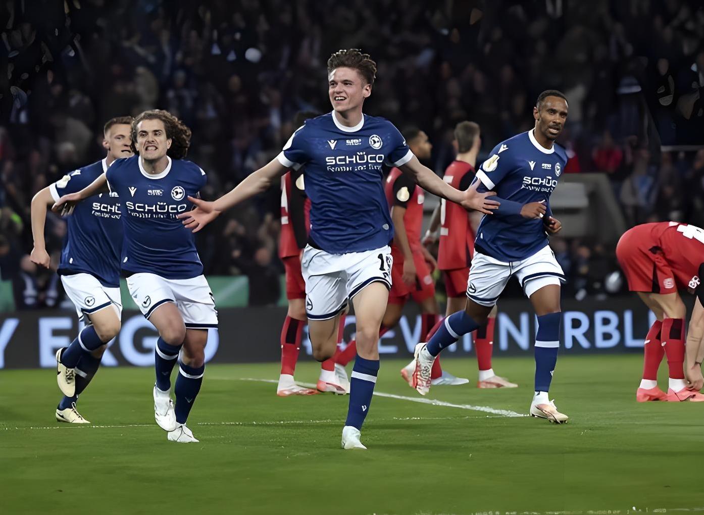 关于皇家马德里内部会议纪要流出——转会期刷新队史纪录,欧篮联使命明确,团队化学反应显著的信息 关于皇家马德里内部会议纪要流出——转会期刷新队史纪录,欧篮联使命明确,团队化学反应显著的信息