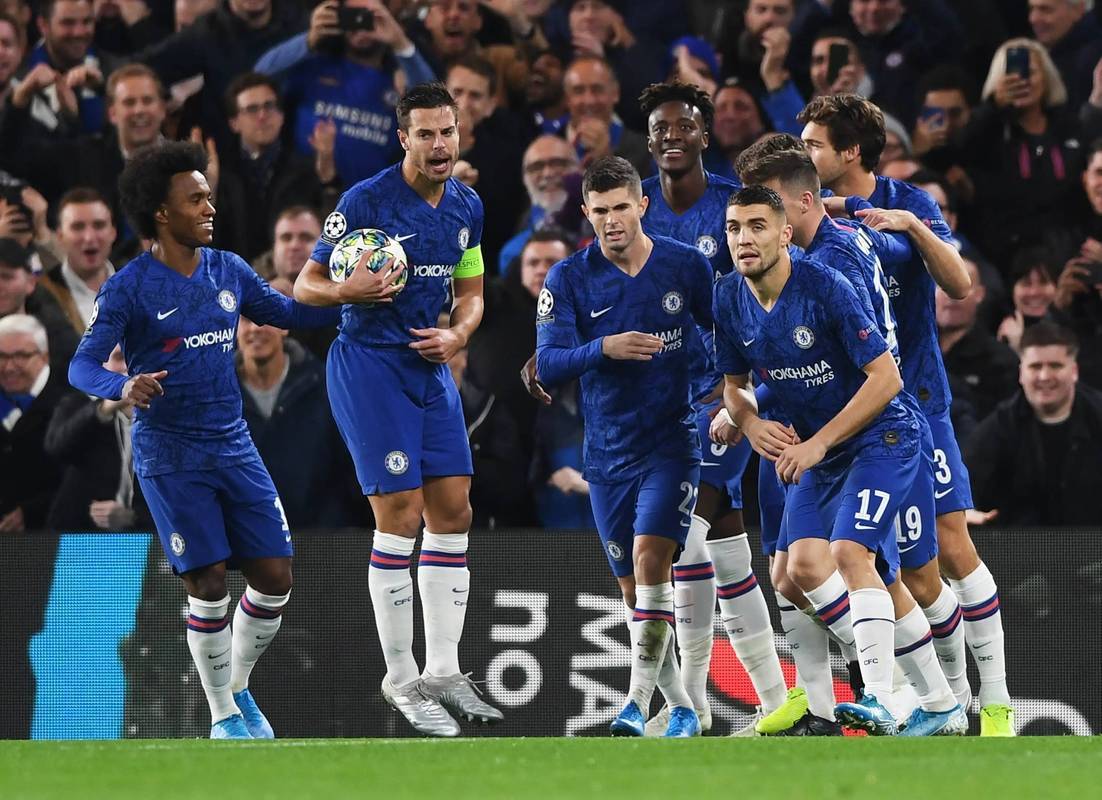 九游体育平台 -包含欧联赛前走向成谜，阿贾克斯再遭质疑，信心回归，年轻球员得到机会的词条